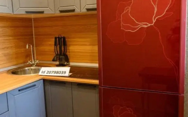 Квартира на Школьном переулке 10