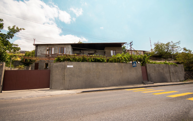 Hillside Guest house