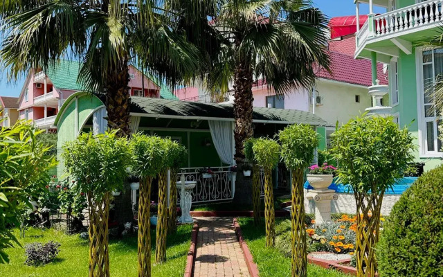 Paradiz Moreson Guest House