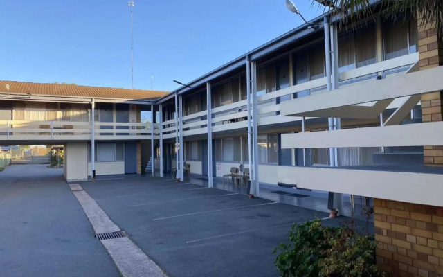 Gateway Motor Inn Mini hotel – Outside – Narrandera