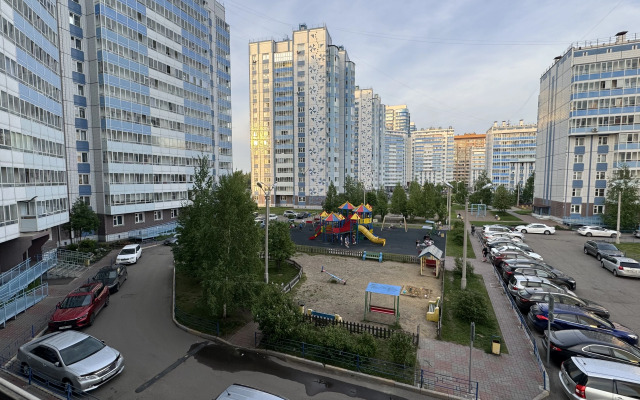 3-kh Komnatnaya Na Beregu Yeniseya Flat