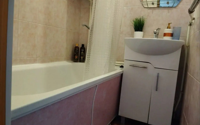 Na Ulitse Nikolaeva 44 Flat