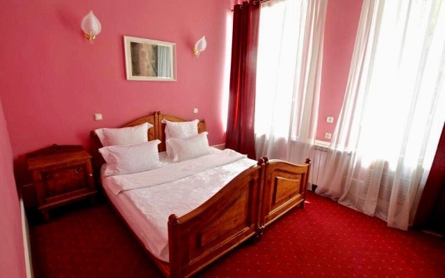 Sergievskaya Hotel