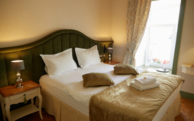 Butik Otel' 1881