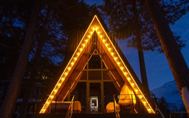 Adara Elbrus Chalet