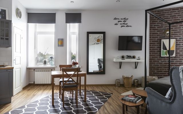 Квартира Студия с Великолепным Видом на Михайловский Замок и Парковкой