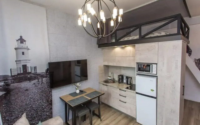 Novye trekhurovnevye apartamenty s vyhodom na Arbat Apartments