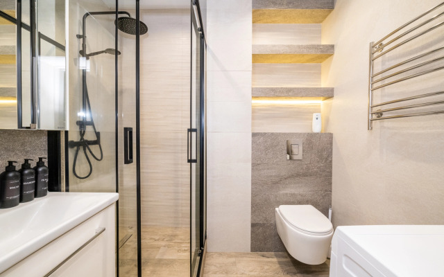 Moreon Prostornye Ryadom S Bukhtoy Zolotoy Rog Apartments