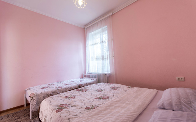 Частный дом по улице Арбата