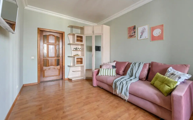 Апартаменты Домотелли 2 на Коломяжском