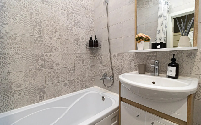 Квартира 2 Ночи на Улице им 40летия Победы 178к1