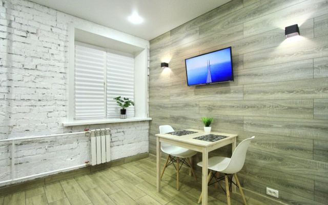 Kvartira Studia v stile Loft radom s GBU Gorodskoj kliniceskoj bol'nicej No1