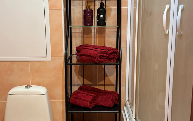 Uyutnaya Studiya Bordo Flat