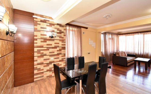 RentInnYerevan Mher Mkrtchyan 1 street Apartments