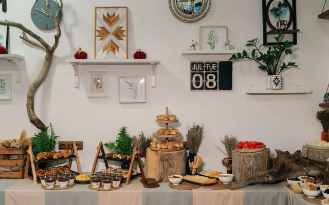 Отель Чепош Парк