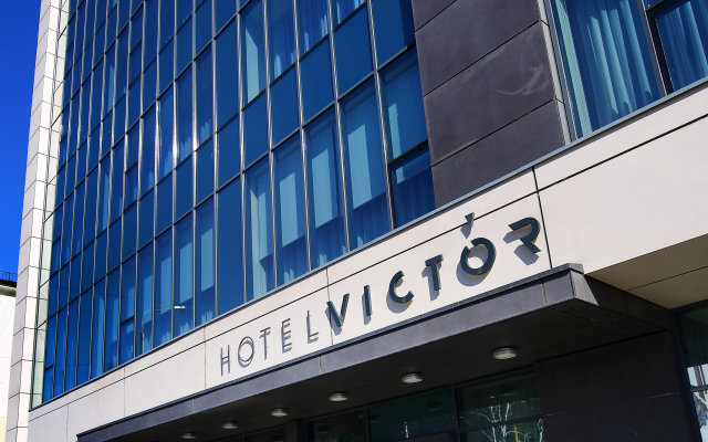 Отель Victor