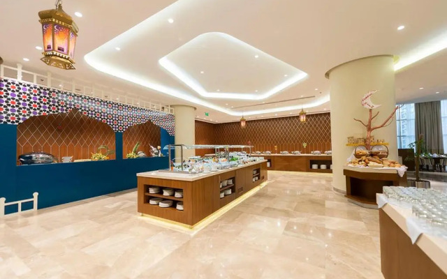 Отель Makkah Al Aziziah Suites