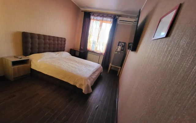 DeLyuks Mini-Hotel