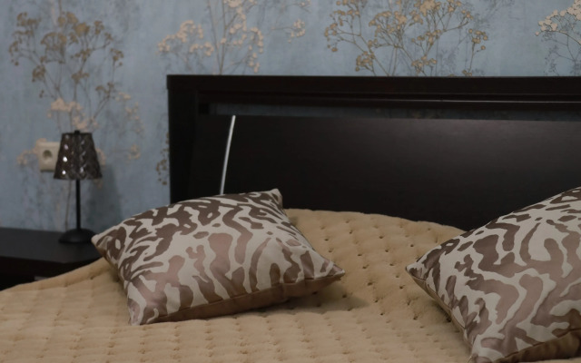 Kavkazskaya 18 Flat