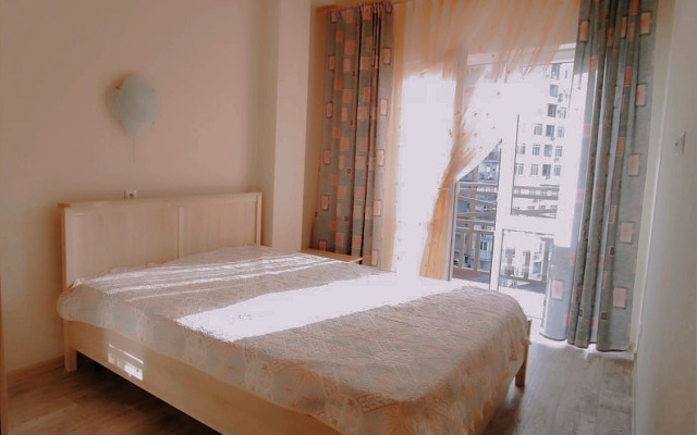 Uyutnaya Kvartira Ul.troitskaya, 33 Flat