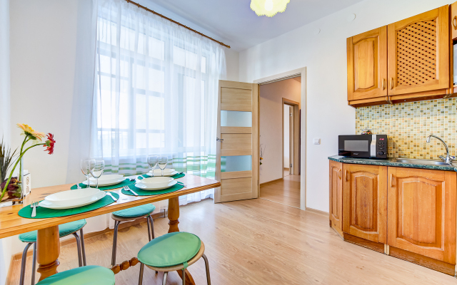 Bolshoi Kush Apartments