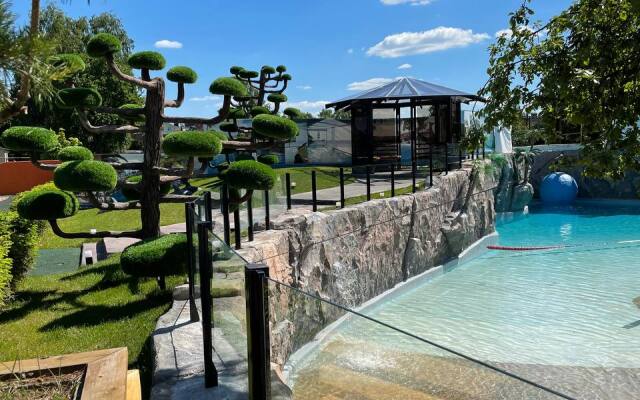 Dolphin Planet Hotel & SPA