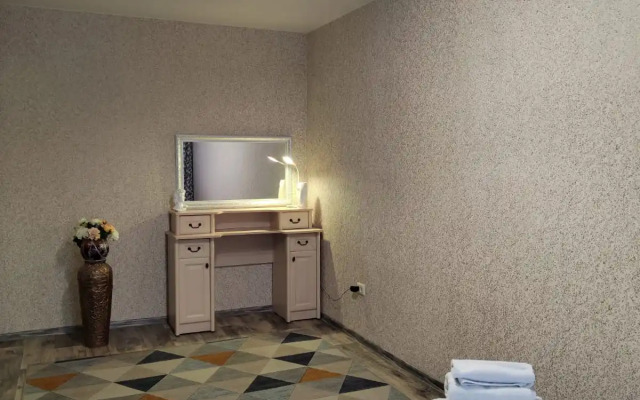 Апартаменты 2-комнатные в Центре Города на Феоктистова