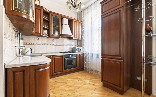 Апартаменты 3 спальни у Казанского собора 10 гостей