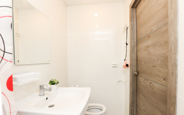 Апартаменты Рощинская 109/4