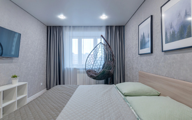 Okolo stadiona Lokomotiv Flat