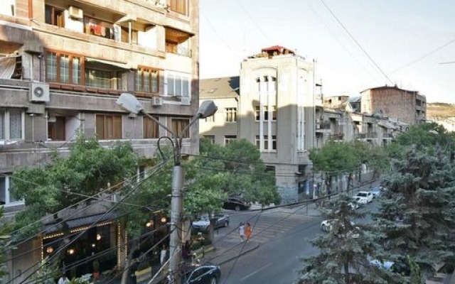 Apartments RentInnYerevan Vardanants Street 4