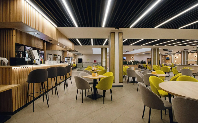 Отель Амакс Сафар