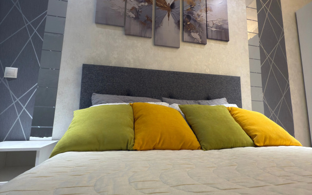 2 spal'ni v Tsentre Apartments