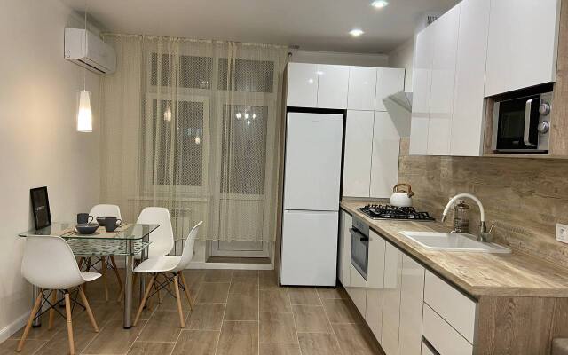 El Apart yevrotreshka v ekorayone Flat