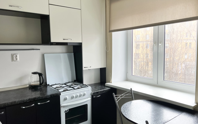 Квартира 2-комнатная на Коминтерна 17