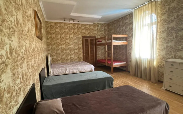 Kurortniy Guest House
