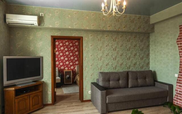 Dvukhkomnatnaya Kvartira S Prekrasnym Vidom V Tsentre Goroda  Apartments