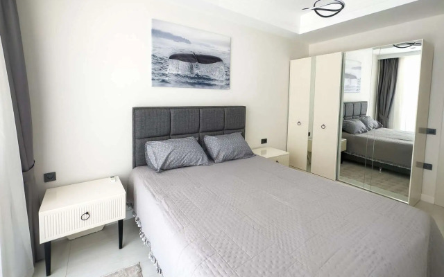 Qoople Azura World V 22 Apartments