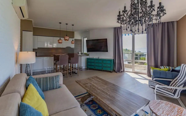 Na Primorskoy 30A Flat