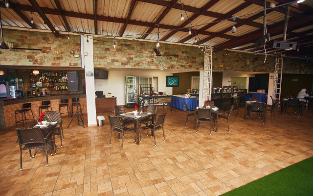 Отель Airport View