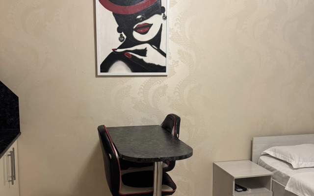 Апартаменты White на Комарова 45