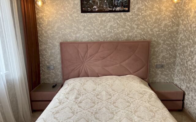 Апартаменты 158 Мира 44