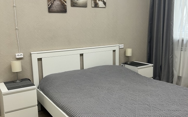 V Tsentre Goroda Apartments