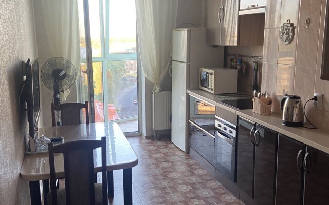 1-K Kvartira S Vidom Na Rybnuyu Derevnyu Flat