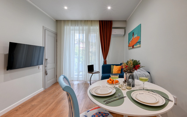 Квартира Уютная с Бассейном на Территории МореСолнцеАпарт