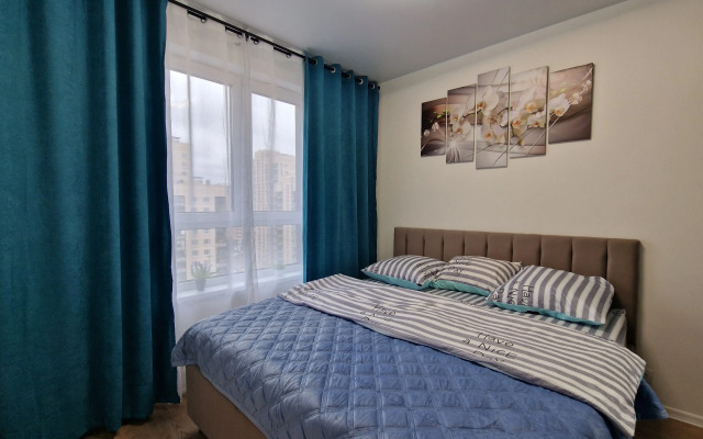 Sovremennaya v novom zhilom komplekse Flat