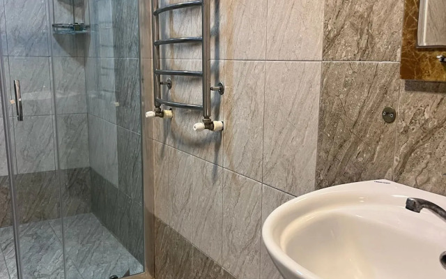 Boulevard Side Apartments