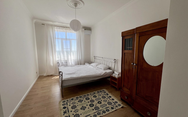 Частный дом просторный светлый на берегу Каспийского моря