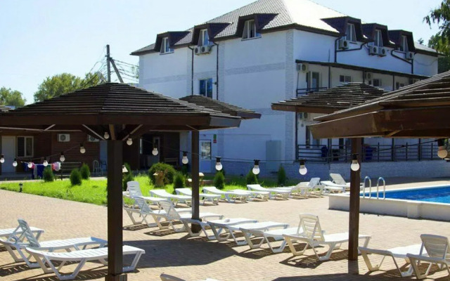 Fianit Hotel
