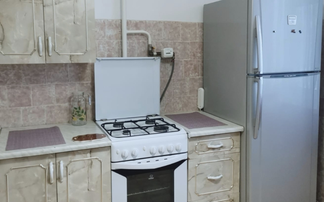 Na Oktyabryskom 6/2 Flat